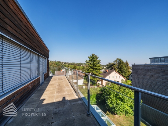 Atemberaubende Villa mit Blick über Wien in Bestlage, bei Neustift