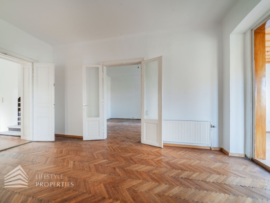 Charmante Altbau-Villa in Ruhelage mit Blick auf den Schafberg