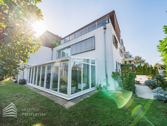 Atemberaubende Villa mit Blick über Wien in Bestlage, bei Neustift