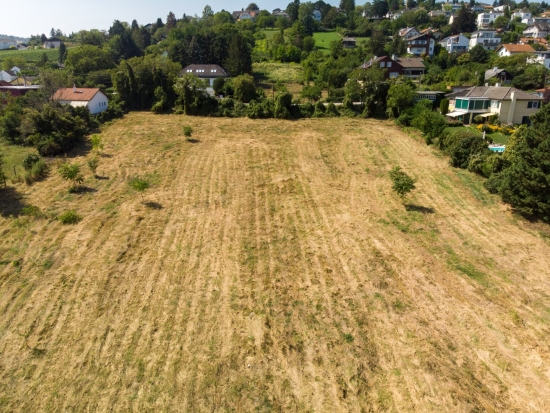 Großartiges Grundstück mit Baubewilligung in Ruhelage, Nähe Ölberg