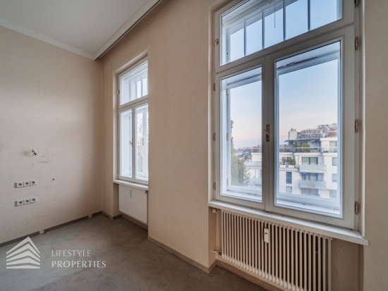 Exklusives, möbliertes Penthouse mit Dachterasse inklusive einer Regelgeschoßwohnung mit Balkon und Veranda