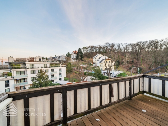 Exklusives, möbliertes Penthouse mit Dachterasse inklusive einer Regelgeschoßwohnung mit Balkon und Veranda