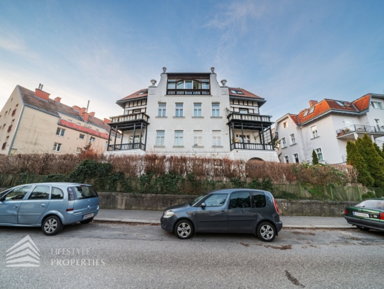 Eindrucksvolle 3-Zimmer Altbauwohnung mit Terrasse und Veranda im 13. Wiener Gemeindebezirk