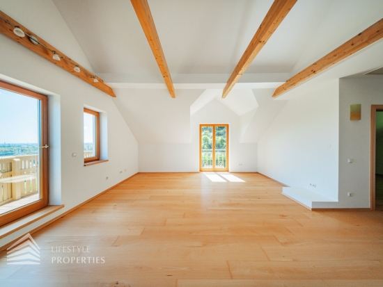 Einzigartiges Einfamilienhaus in wunderschöner Hanglage