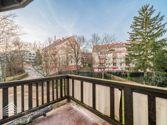 Eindrucksvolle 3-Zimmer Altbauwohnung mit Terrasse und Veranda im 13. Wiener Gemeindebezirk