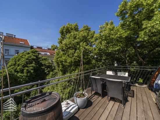 Einzigartiges Penthouse mit großer Terrasse und 2 Garagenplätzen!