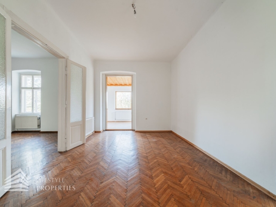 Charmante Altbau-Villa in Ruhelage mit Blick auf den Schafberg