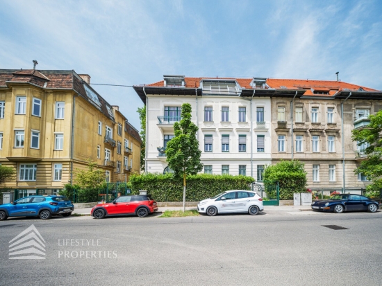 Traumhafte 4-Zimmer Altbauwohnung Nahe Hietzing