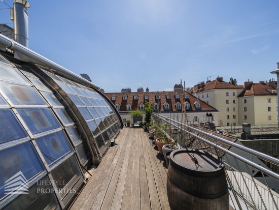 Einzigartiges Penthouse mit großer Terrasse und 2 Garagenplätzen!