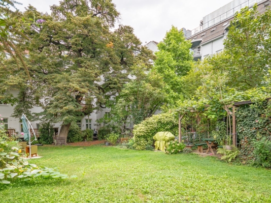 Einzigartige 2-Zimmer Terrassen-Garten-Wohnung, Nähe Volksoper